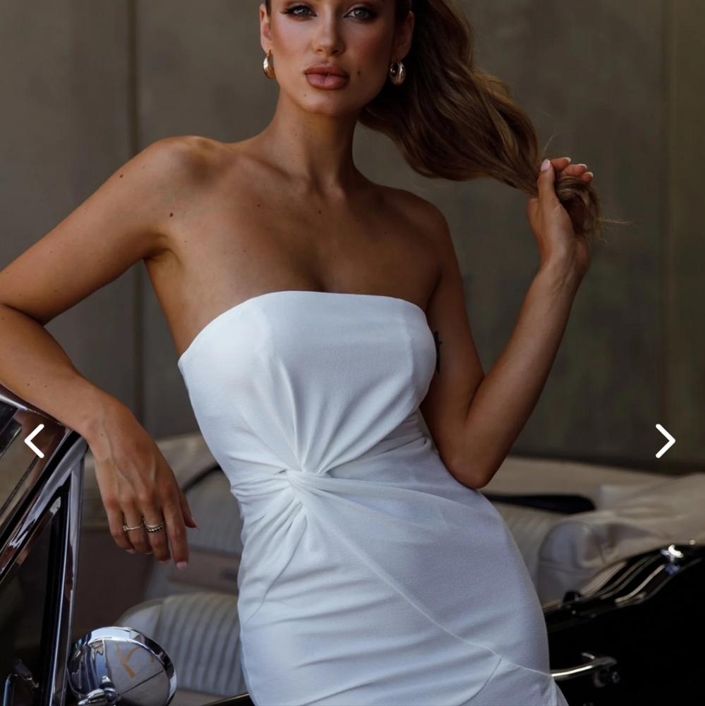 SELFIE LESLIE PROM QUEEN BANDEAU MINI DRESS WHITE - Picture 8 of 14
